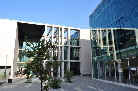 Maipú building university