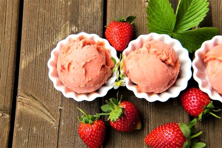 Strawberry Ice Cream photo