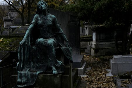 Mourning sculpture old cemetery