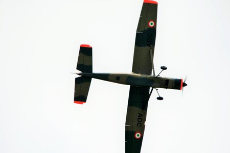 Fixed wing airborne display