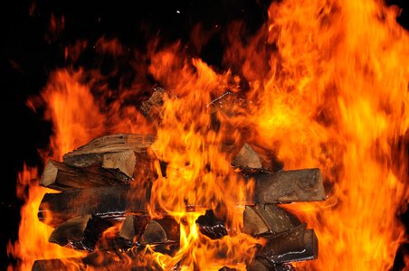 Participant fire fire-walking