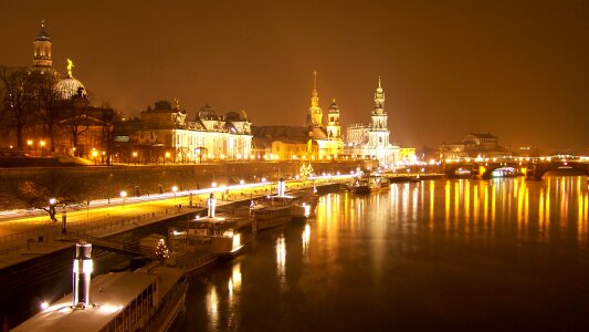 River night city