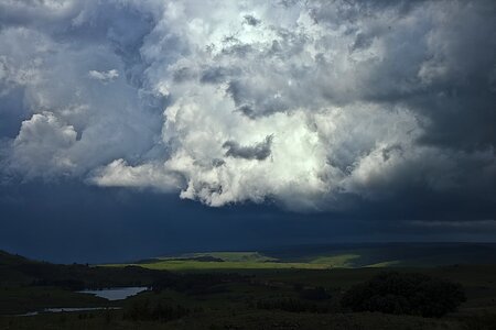 Storm clouds thunder