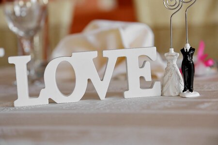 Figurine love marriage