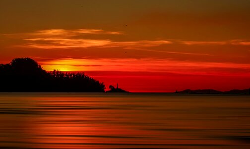 Atmosphere backlight beach photo