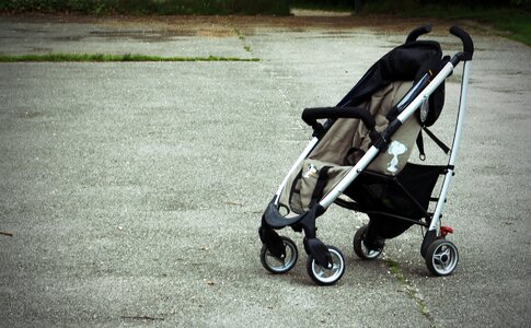 Alone vehicle child
