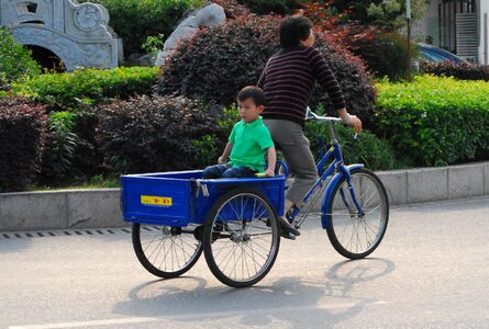 Bicycle cart cyclist photo