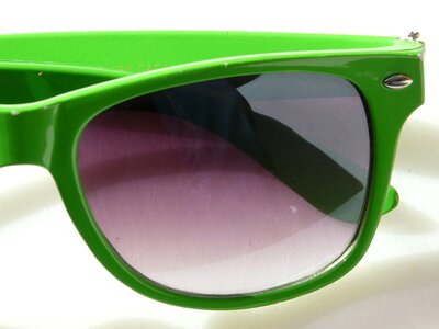 Green glasses see
