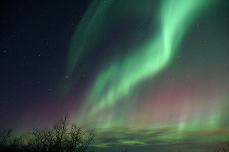 Light phenomenon green shining