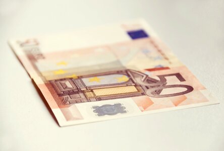 Cash euro fifty