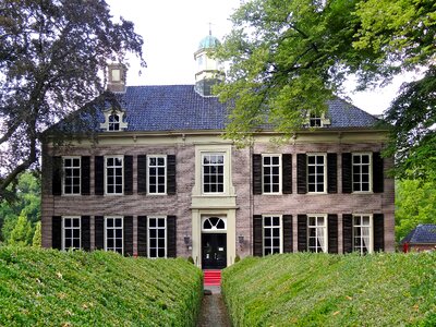 Architecture grounds facade