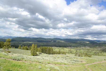 Bunsen Peak Trail. Yellowstone national park