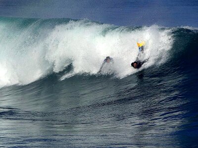 Body surfing 