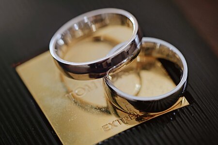 Rings wedding ring glossy photo