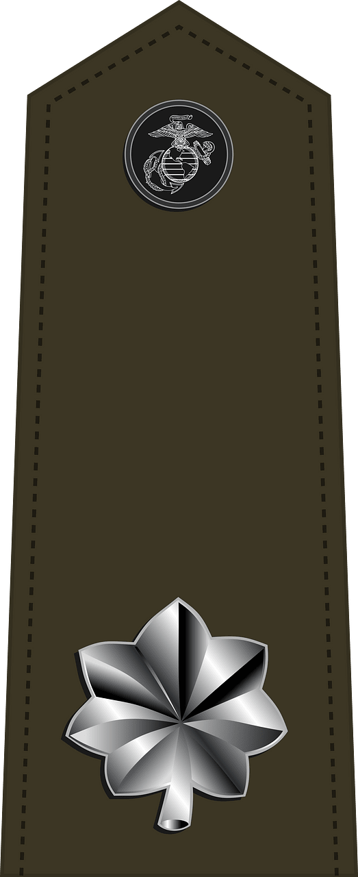 US Marine O5 shoulderboard vertical
