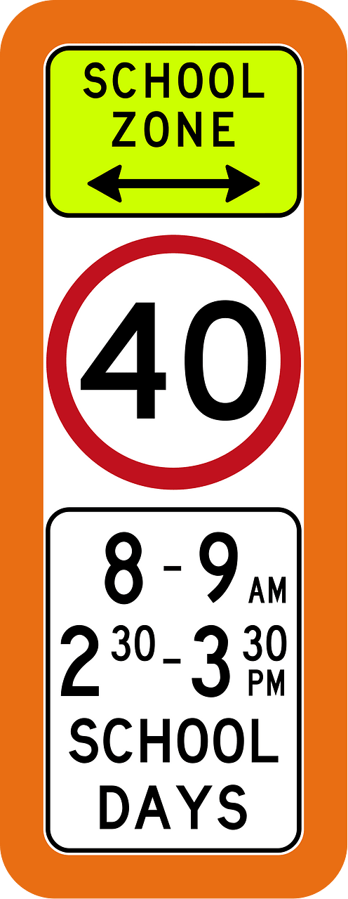(R4-Q04) School Zone (Used at T-junctions) (Used in Queensland)