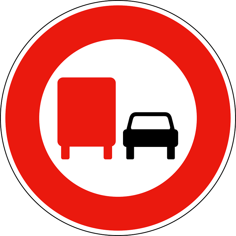 No overtaking by lorries