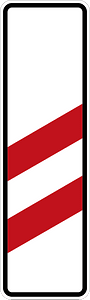 Two-striped warning for railroad crossing - 160 m distance