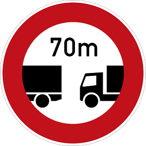 / Trucks / Semis must maintain minimum (70 m) spacing