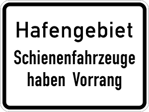 Port area (rail traffic has priority)