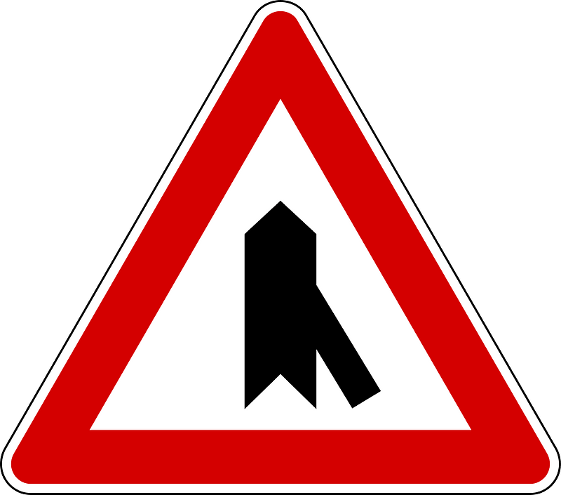 Merging traffic from right