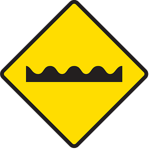 Uneven surface sign in Argentina