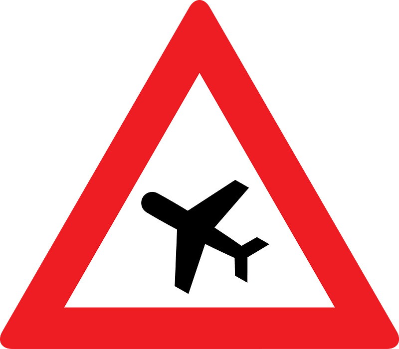 Low-flying aircraft sign in Austria