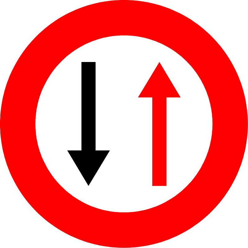 Give way to oncoming traffic sign in Belgium