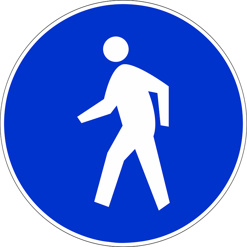 Shared use path sign in Colombia