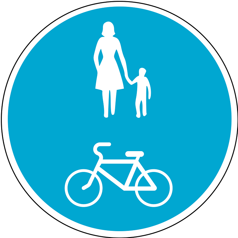 Bicycles and pedestrians only sign in Estonia