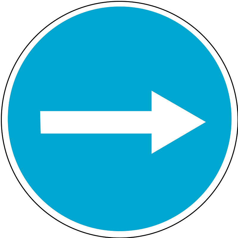 Proceed right only sign in Estonia