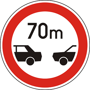 Minimum safe following distance between vehicles sign in Hungary