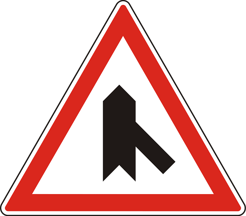Merging traffic sign in Hungary