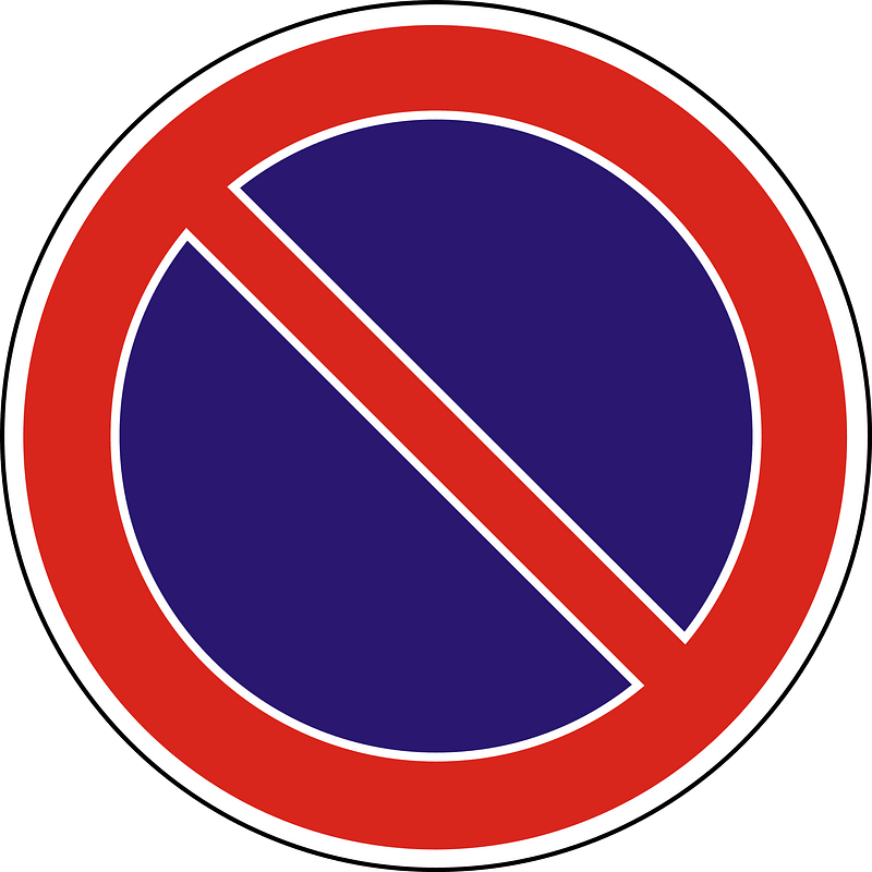 No parking or waiting sign in Hungary