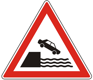 Unprotected quayside or riverbank sign in Hungary