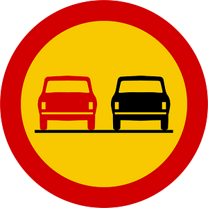 No overtaking sign in Iceland