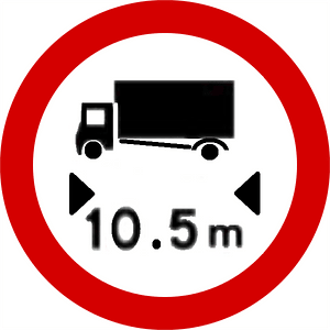 Maximum vehicle length sign in Ireland