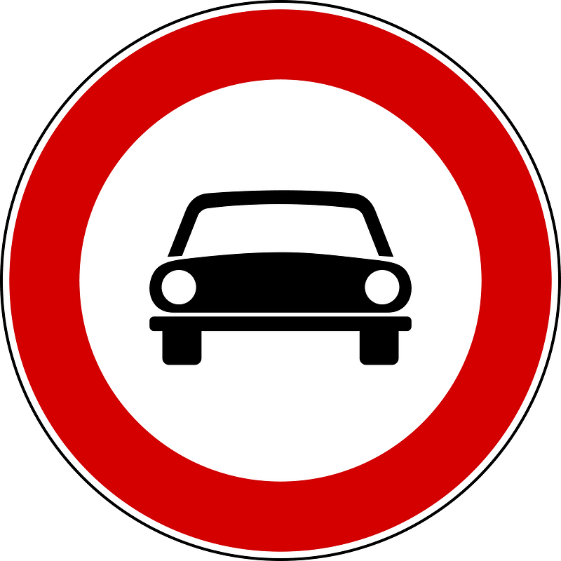No motor vehicles except motorcycles sign in Italy