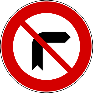 No right turn sign in Italy