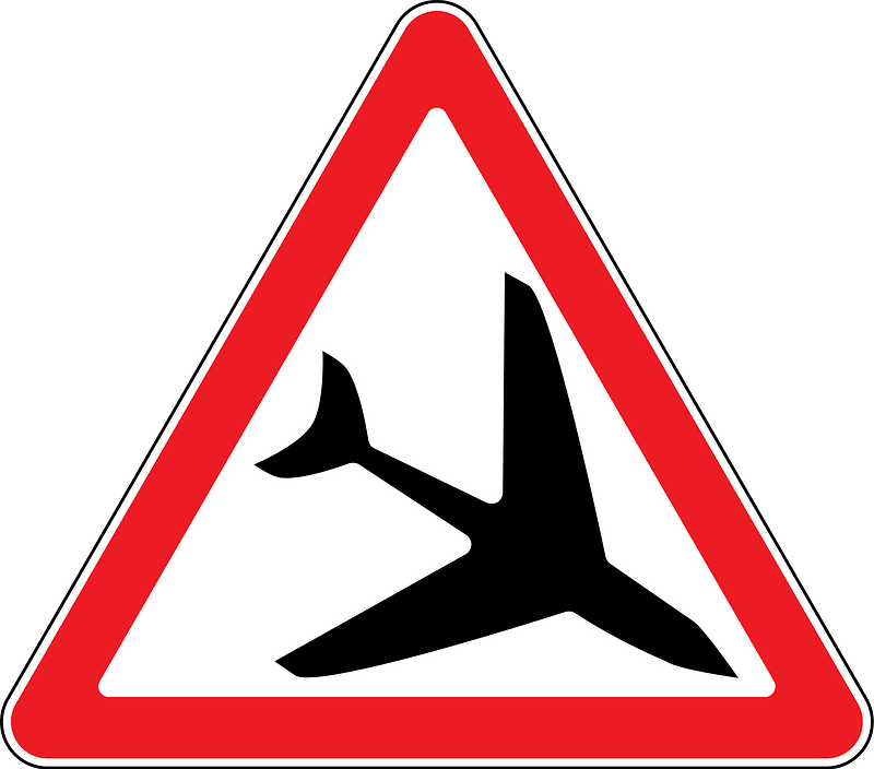 Low-flying aircraft sign in Moldova