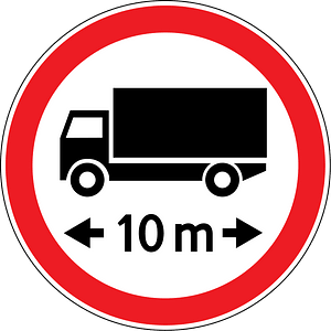 Maximum vehicle length sign in Moldova