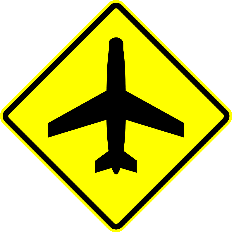 Low-flying aircraft sign in Panama