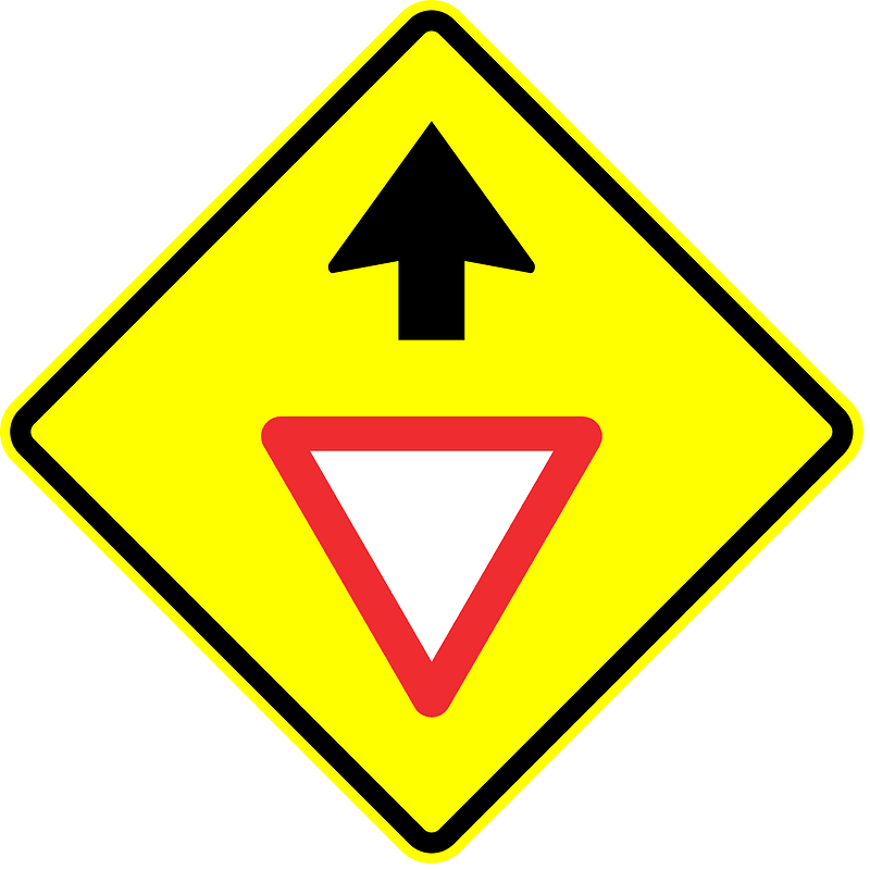 Yield/Give Way sign ahead sign in Panama