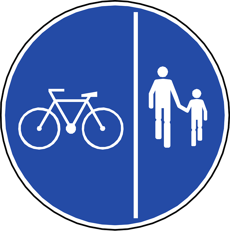 Shared use path sign in Quebec