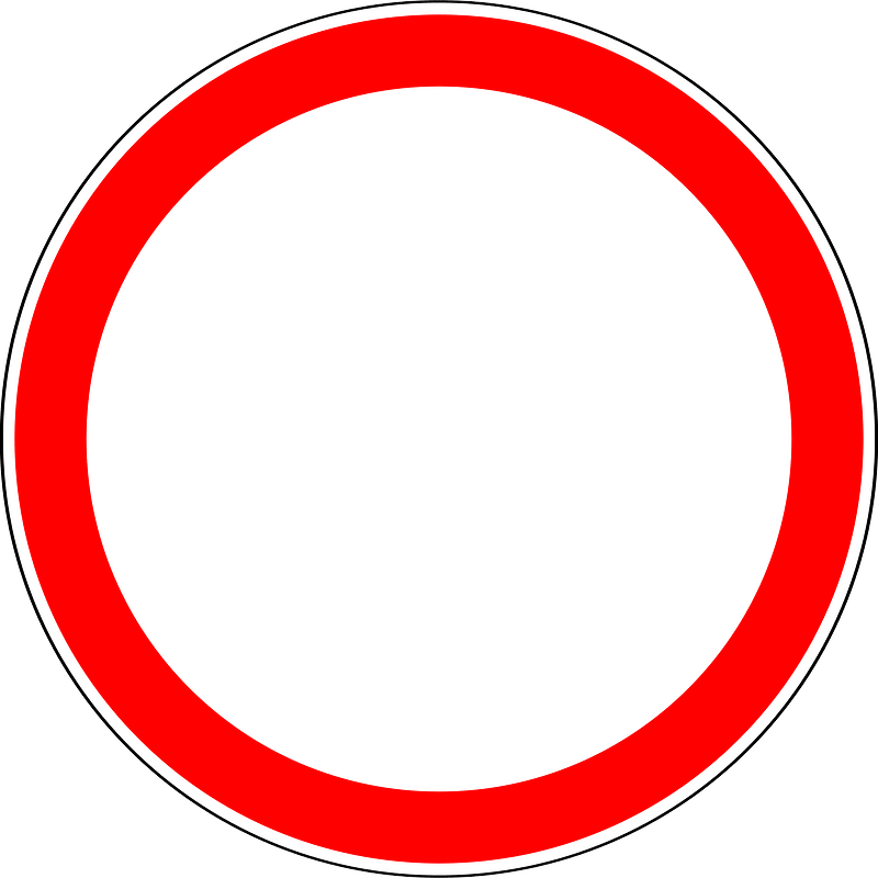 No vehicles sign in Russia