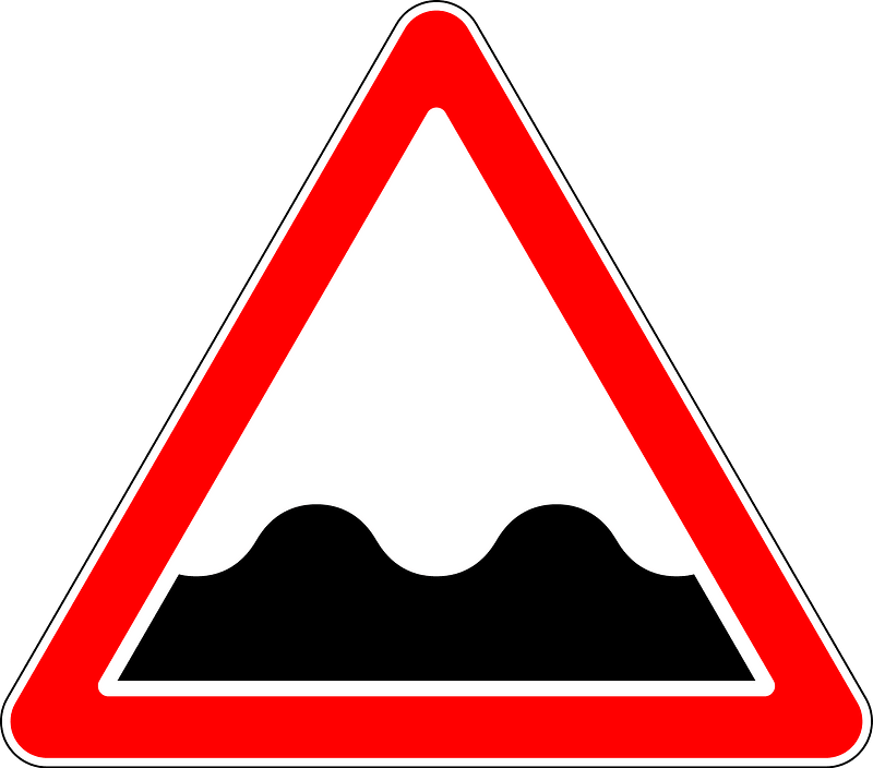 Uneven road ahead sign in Russia