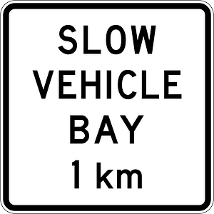 New Zealand road sign A42-4 (1 km)