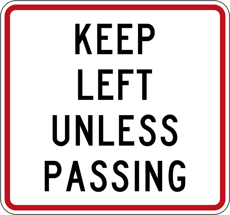 New Zealand road sign R7-1 (small) (obsolete)