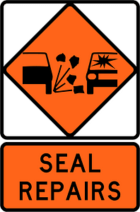 New Zealand road sign W3-3B + W3-3.2B