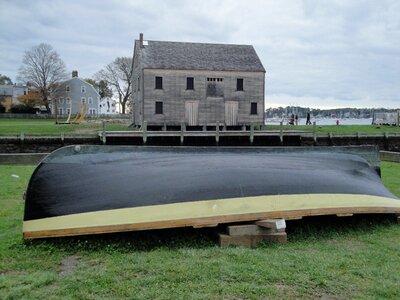 Rowboat house barn